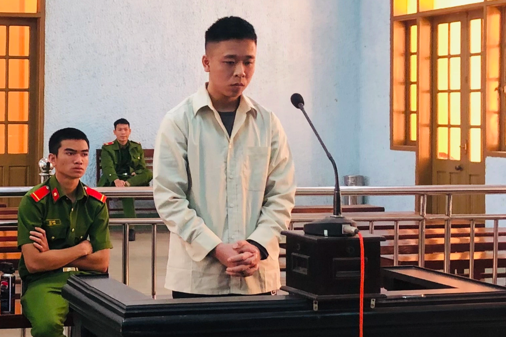 Nam thanh niên lên mạng giả gái lừa hàng trăm triệu đồng - 1 Nam thanh niên lên mạng giả gái lừa hàng trăm triệu đồng - 1