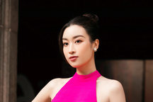 Hoa hậu Đỗ Mỹ Linh xuất hiện sau khi làm dâu nhà bầu Hiển