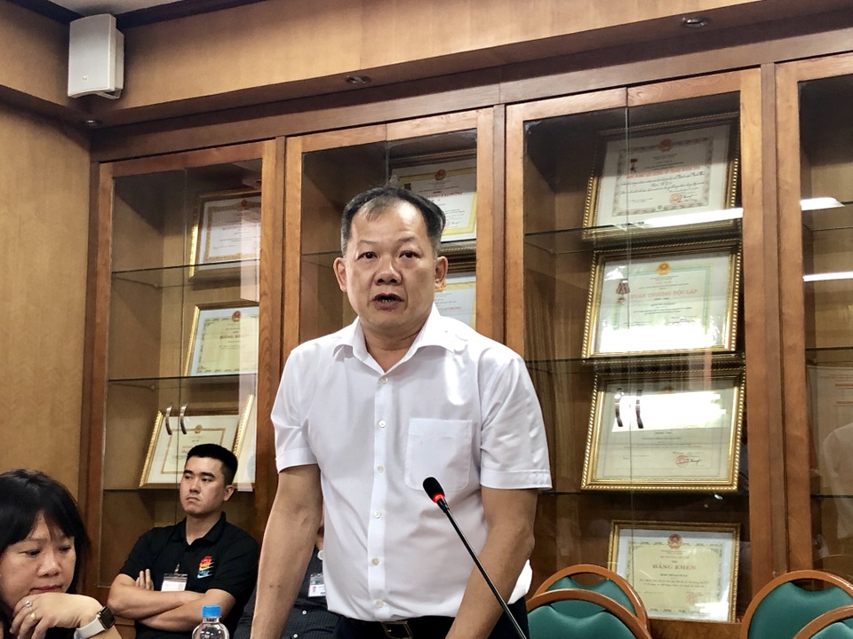 Bệnh viện Bạch Mai giải thể hàng loạt đơn vị dịch vụ, đóng cửa nhà tang lễ - 2 Bệnh viện Bạch Mai giải thể hàng loạt đơn vị dịch vụ, đóng cửa nhà tang lễ - 2