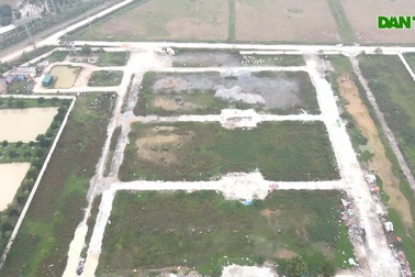 Khu "hóa kiếp" gia cầm hàng chục tỷ đồng chỉ để chứa lông gà ở Hà Nội