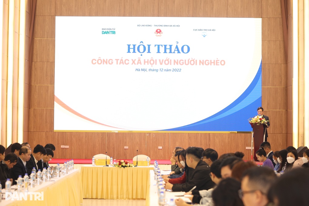 Tập trung giảm nghèo bền vững, xây dựng nền an sinh xã hội tiên tiến - 1 Tập trung giảm nghèo bền vững, xây dựng nền an sinh xã hội tiên tiến - 1