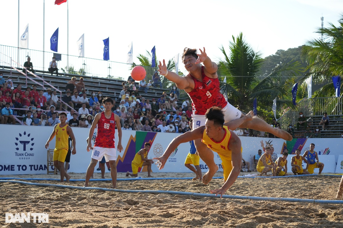 Bóng ném bãi biển Việt Nam bảo vệ thành công huy chương vàng SEA Games 31 - 5 Bóng ném bãi biển Việt Nam bảo vệ thành công huy chương vàng SEA Games 31 - 5