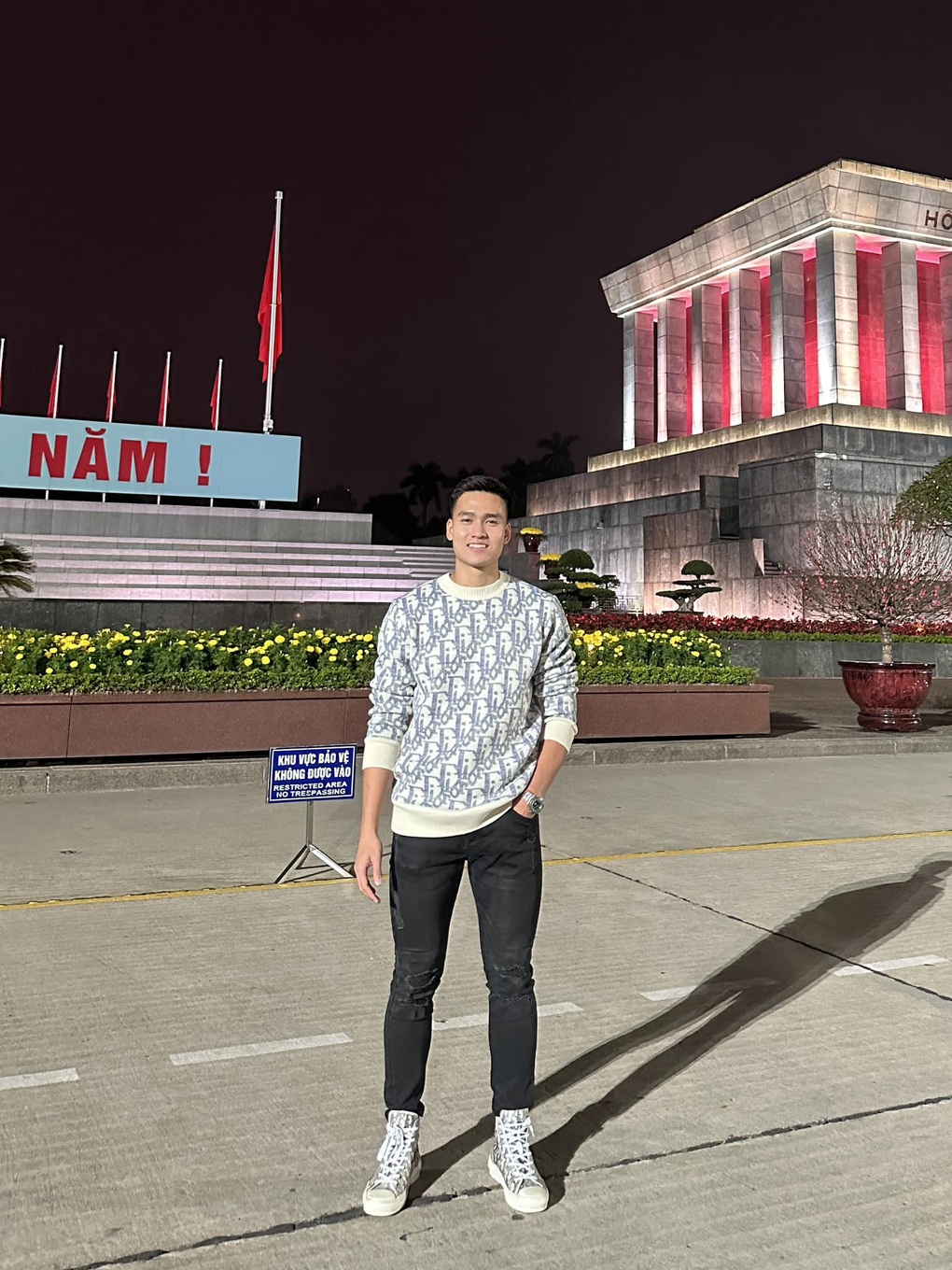 Tuyển thủ Việt Nam đón Tết trọn vẹn bên gia đình - 8 Tuyển thủ Việt Nam đón Tết trọn vẹn bên gia đình - 8