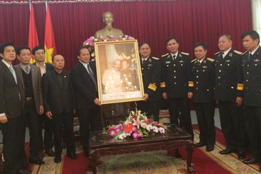 Ngắm Trường Sa, Hoàng Sa giữa lòng châu Âu