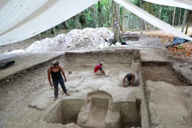 Các nhà khảo cổ tìm thấy “phòng tắm hơi cổ đại” của người Maya