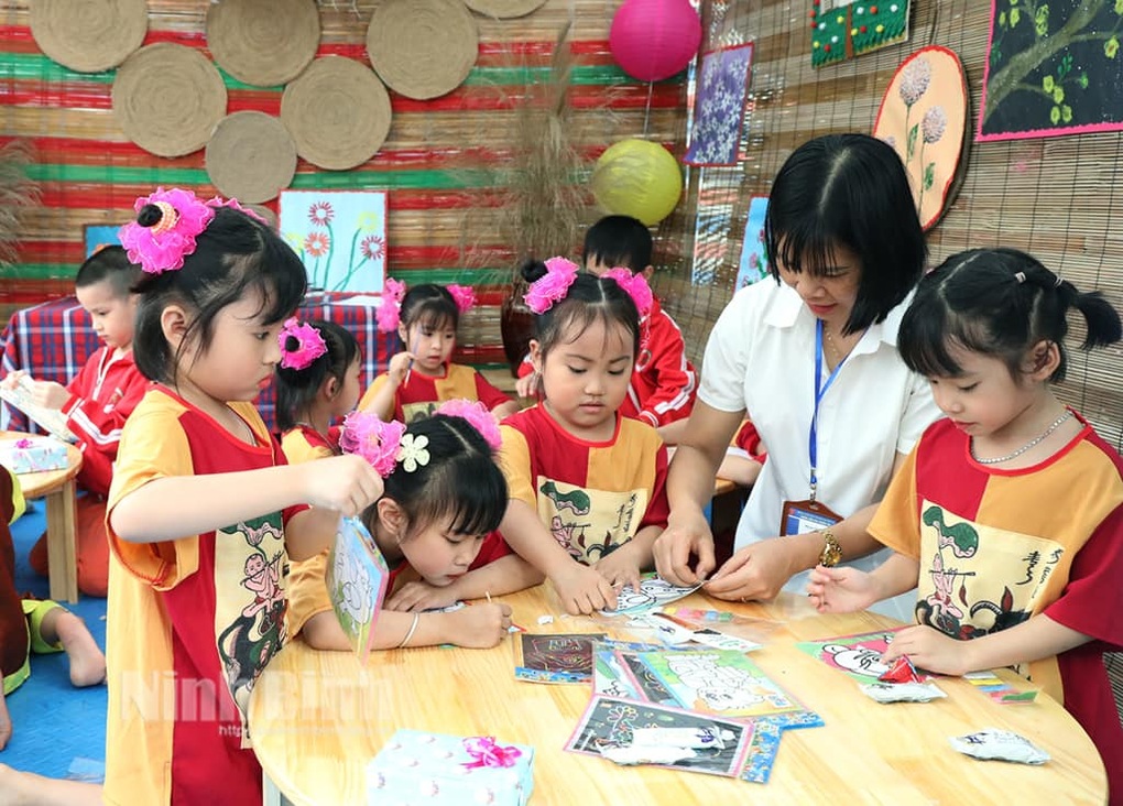 Ninh Bình xin tuyển hơn 1.100 biên chế giáo viên - 1