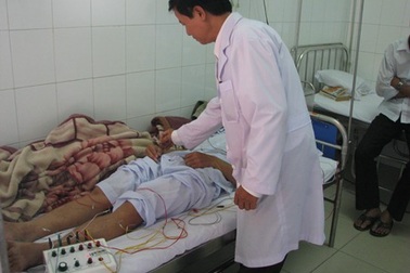 Điều trị cai nghiện ma túy bằng phương pháp châm cứu kết hợp thuốc nam 