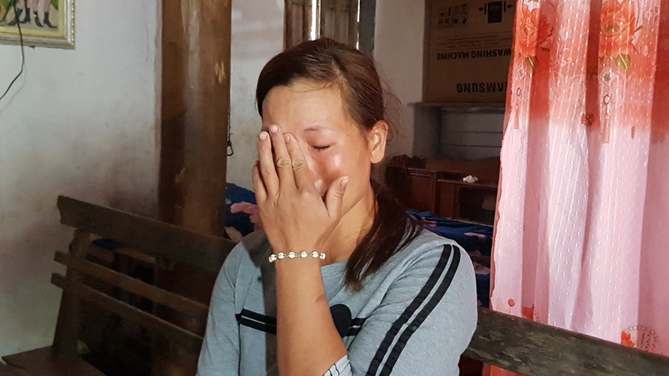 Người mẹ nghèo quặn thắt nhìn con trai chết dần trong căn nhà tàn - 3 Người mẹ nghèo quặn thắt nhìn con trai chết dần trong căn nhà tàn - 3