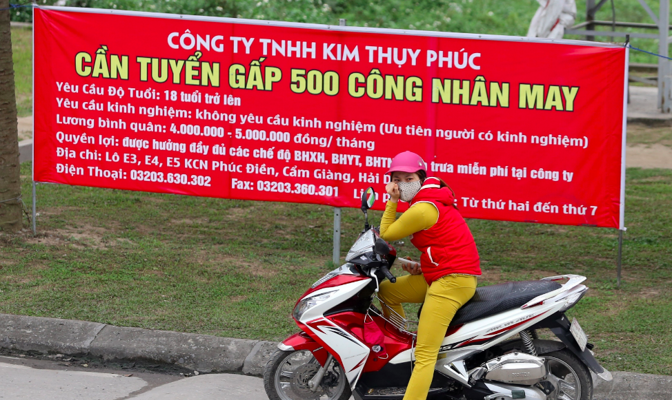 Hôm nay (1/1): Áp dụng các chính sách mới tới hàng chục triệu lao động - 5 Hôm nay (1/1): Áp dụng các chính sách mới tới hàng chục triệu lao động - 5
