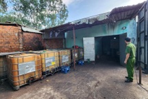 Xử phạt người phụ nữ buôn bán hàng nghìn lít xăng dầu lậu