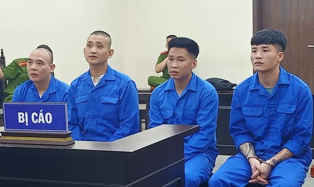 Chủ nhà chém thợ tử vong vì trần nhà mới làm 2 tháng đã sập - 1 Chủ nhà chém thợ tử vong vì trần nhà mới làm 2 tháng đã sập - 1