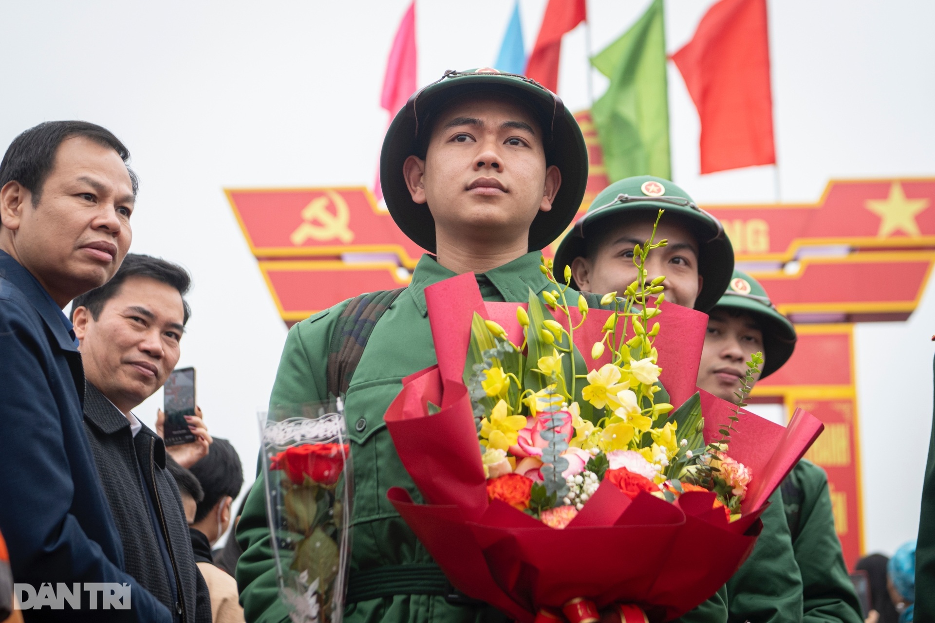 Công dân có hình xăm như thế nào không được đi nghĩa vụ quân sự? - 1