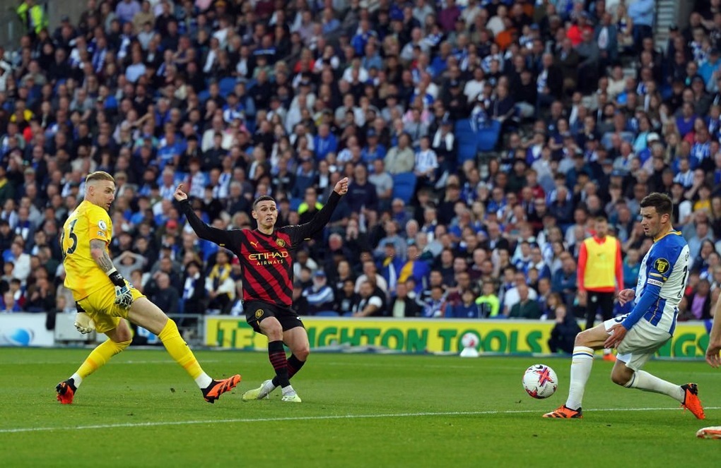 VAR khiến Haaland mừng hụt, Man City đứt mạch 12 trận thắng - 2 VAR khiến Haaland mừng hụt, Man City đứt mạch 12 trận thắng - 2