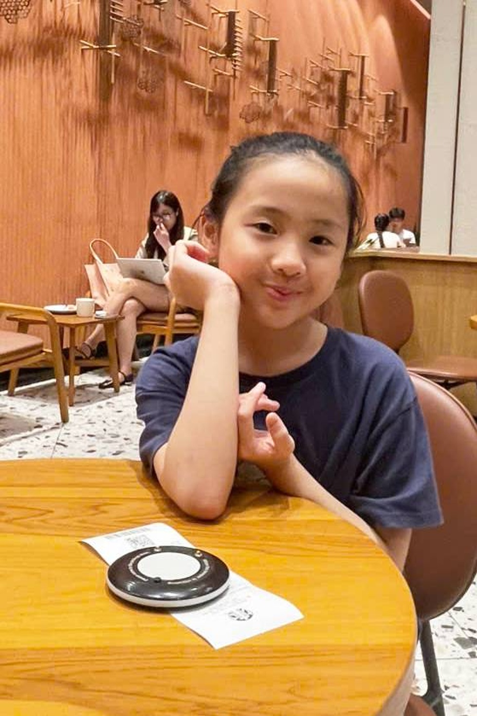 Cô bé 11 tuổi đạt IELTS 7.5 dù không đi học thêm: Bí quyết là gì? - 4 Cô bé 11 tuổi đạt IELTS 7.5 dù không đi học thêm: Bí quyết là gì? - 4