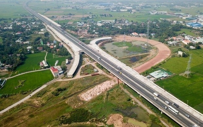 Chính phủ vừa ban hành Nghị quyết số 41/NQ-CP ngày 30/3/2023 về việc bố trí vốn đối ứng của Dự án xây dựng đường cao tốc Bến Lức - Long Thành.