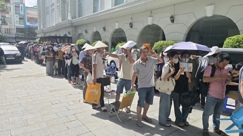 Chấn chỉnh tình trạng “suất ngoại giao” trong hồ sơ mua nhà ở xã hội - 1 Chấn chỉnh tình trạng “suất ngoại giao” trong hồ sơ mua nhà ở xã hội - 1