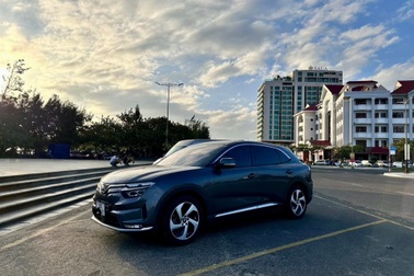 Chủ xe điện chia sẻ về "cảnh vệ" ADAS, "trợ lý" ViVi trên nghìn dặm đường