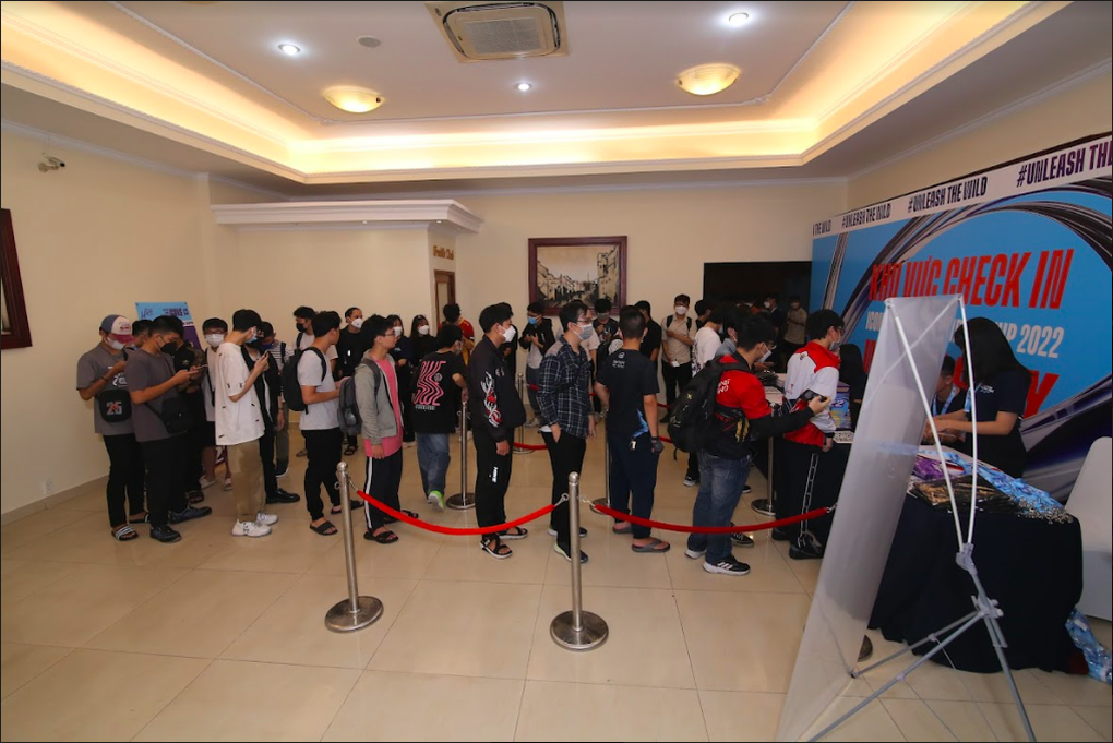 Coca-Cola cùng fan esport hào hứng cổ vũ chung kết thế giới Tốc Chiến ICONS GLOBAL CHAMPIONSHIP 2022 - 2 Coca-Cola cùng fan esport hào hứng cổ vũ chung kết thế giới Tốc Chiến ICONS GLOBAL CHAMPIONSHIP 2022 - 2