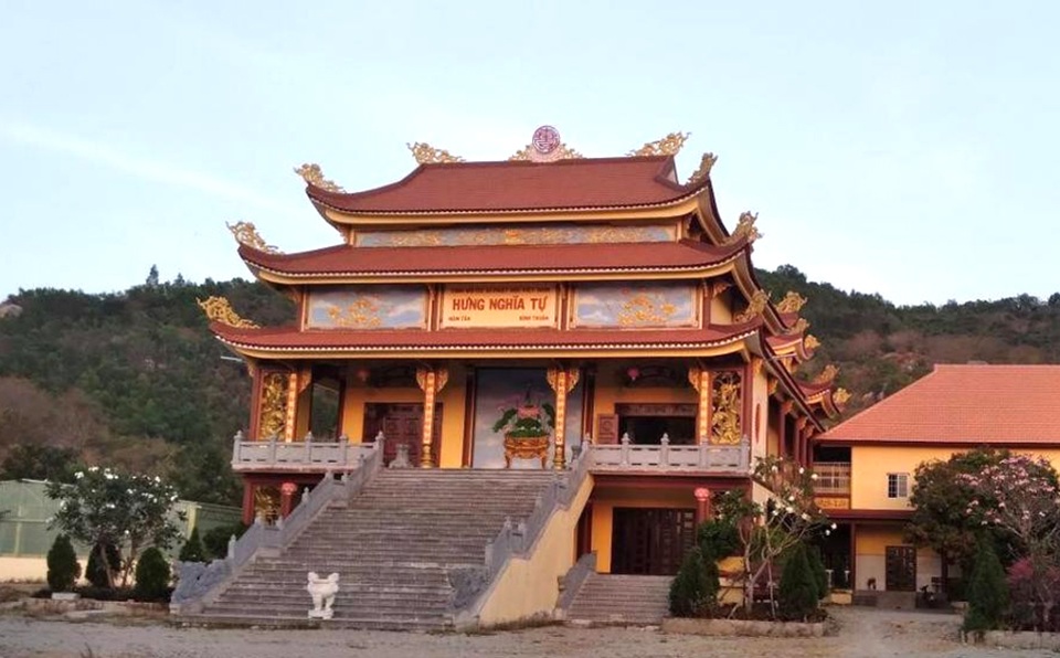 Sở Y tế Bình Thuận: Ông Võ Hoàng Yên chỉ có chứng chỉ về xoa bóp, bấm huyệt - 3 Sở Y tế Bình Thuận: Ông Võ Hoàng Yên chỉ có chứng chỉ về xoa bóp, bấm huyệt - 3