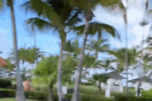 Clip Đỗ Thị Hà và dàn người đẹp đi catwalk thu hút lượt xem "khủng"