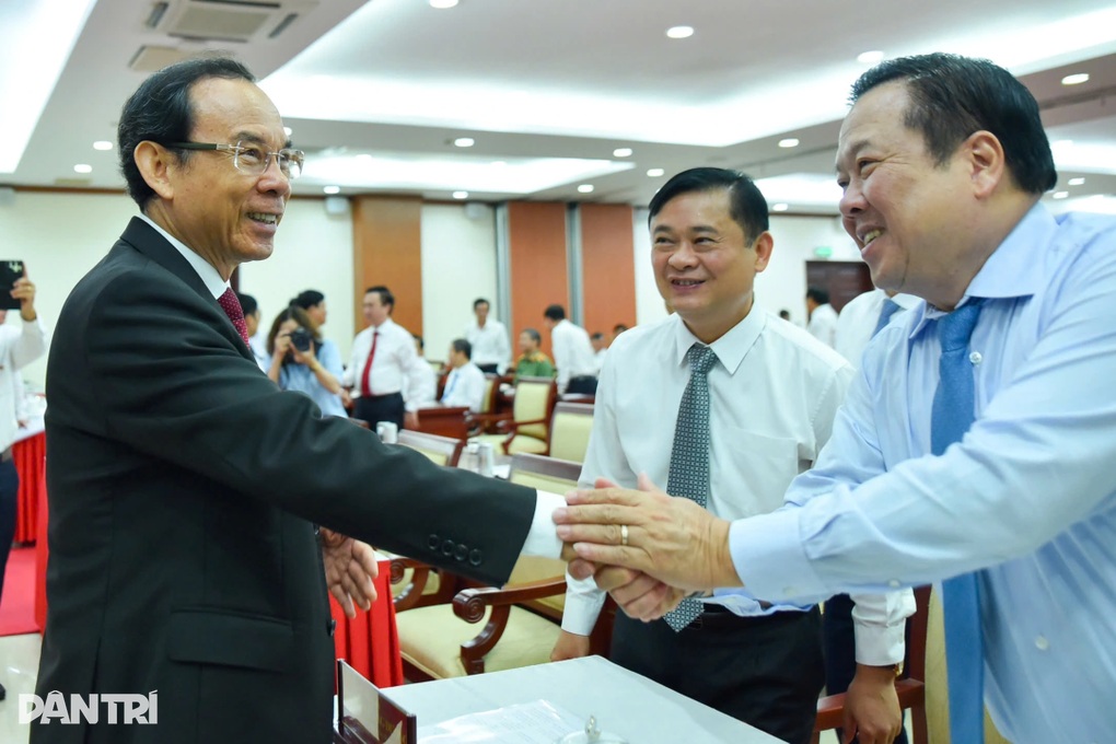 Ông Nguyễn Văn Nên làm Thường trực Tiểu ban Văn kiện Đại hội XIV của Đảng - 2 Ông Nguyễn Văn Nên làm Thường trực Tiểu ban Văn kiện Đại hội XIV của Đảng - 2