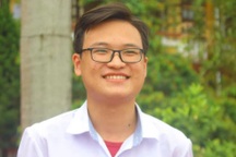 Thủ khoa khối A00: Mồ côi mẹ, là học sinh giỏi toàn diện trong mắt thầy cô