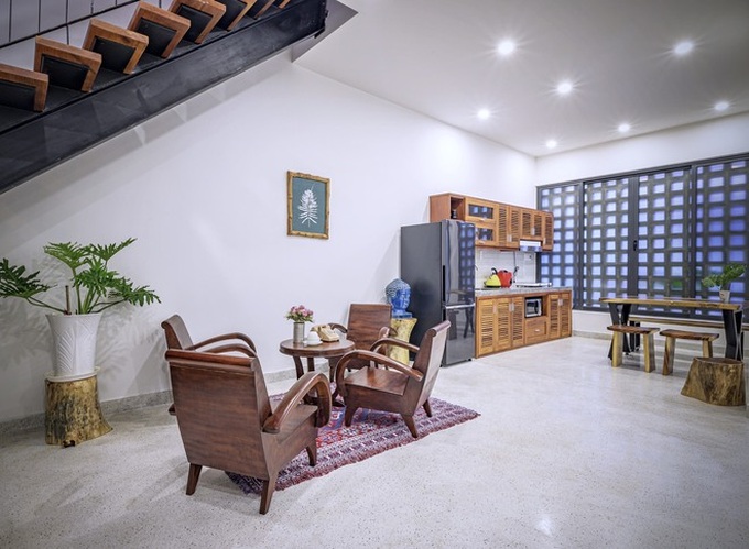 Ngôi nhà 50m2 trong hẻm ở Đà Nẵng có gì mà được giới thiệu trên báo Mỹ? - Ảnh 4. Ngôi nhà 50m2 trong hẻm ở Đà Nẵng có gì mà được giới thiệu trên báo Mỹ? - Ảnh 4.