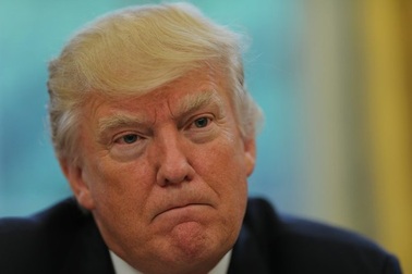 Những thất bại của ông Trump trong 100 ngày đầu tại vị