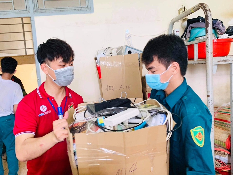 Nam tình nguyện viên nhiễm Covid-19: Lạc quan là liều vắc xin tốt nhất - 2 Nam tình nguyện viên nhiễm Covid-19: Lạc quan là liều vắc xin tốt nhất - 2