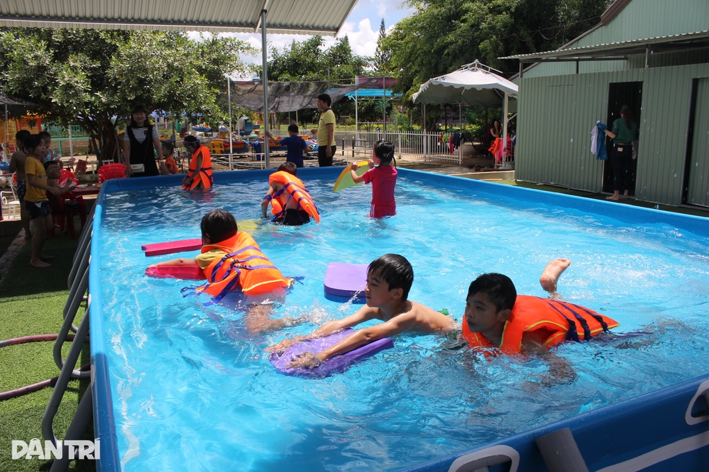 Trẻ em đuối nước: Nỗi ám ảnh mùa hè! - 3 Trẻ em đuối nước: Nỗi ám ảnh mùa hè! - 3