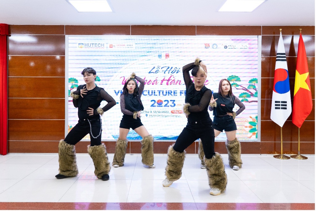Cơ hội việc làm tại doanh nghiệp Hàn Quốc với chương trình đại học theo chuẩn Hàn - 5 Cơ hội việc làm tại doanh nghiệp Hàn Quốc với chương trình đại học theo chuẩn Hàn - 5