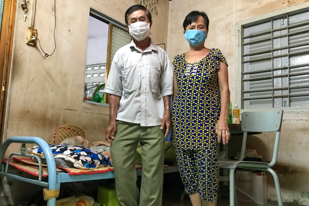 Người bán vé số mong mỏi gói hỗ trợ khi bị giảm 70% thu nhập vì Covid-19 - 2 Người bán vé số mong mỏi gói hỗ trợ khi bị giảm 70% thu nhập vì Covid-19 - 2