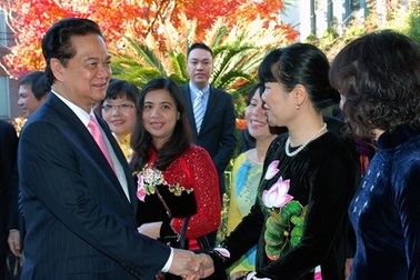 Thủ tướng Nguyễn Tấn Dũng gặp cộng đồng người Việt tại Nhật Bản