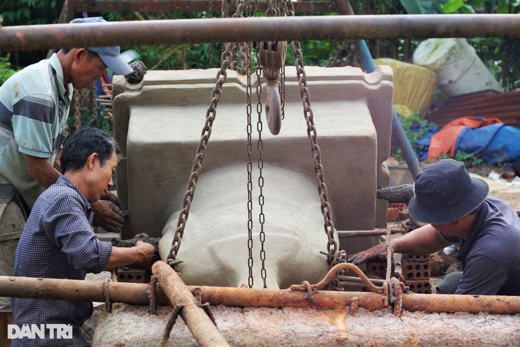 Làng đúc đồng hơn 400 năm, chuyên trị các... kỷ lục - 5 Làng đúc đồng hơn 400 năm, chuyên trị các... kỷ lục - 5