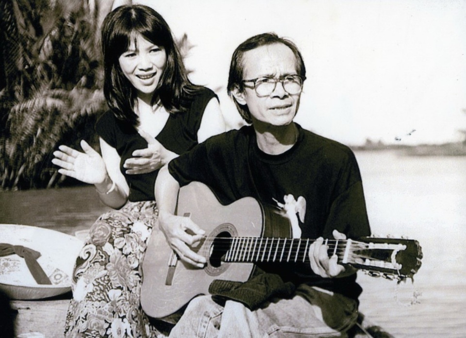 “Biển nhớ” kỷ niệm 19 năm Trịnh Công Sơn rời xa “cõi tạm” - 1 “Biển nhớ” kỷ niệm 19 năm Trịnh Công Sơn rời xa “cõi tạm” - 1