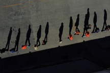 Omicron khiến thế giới trải qua thời khắc chưa từng có trong 100 năm