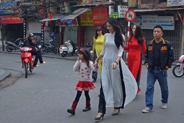 Hà Nội bình dị, sâu lắng trong buổi sáng đầu tiên của năm mới 2016