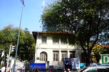 Cận cảnh tòa nhà 130 năm tuổi có nguy cơ bị phá bỏ