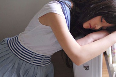 Vì sao nữ sinh “nếm trái cấm” sớm?