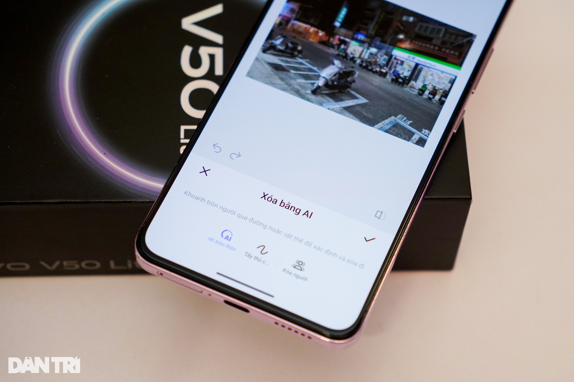 Đánh giá Vivo V50 Lite 5G: Pin khoẻ, hiệu suất trung bình - 25 Đánh giá Vivo V50 Lite 5G: Pin khoẻ, hiệu suất trung bình - 25