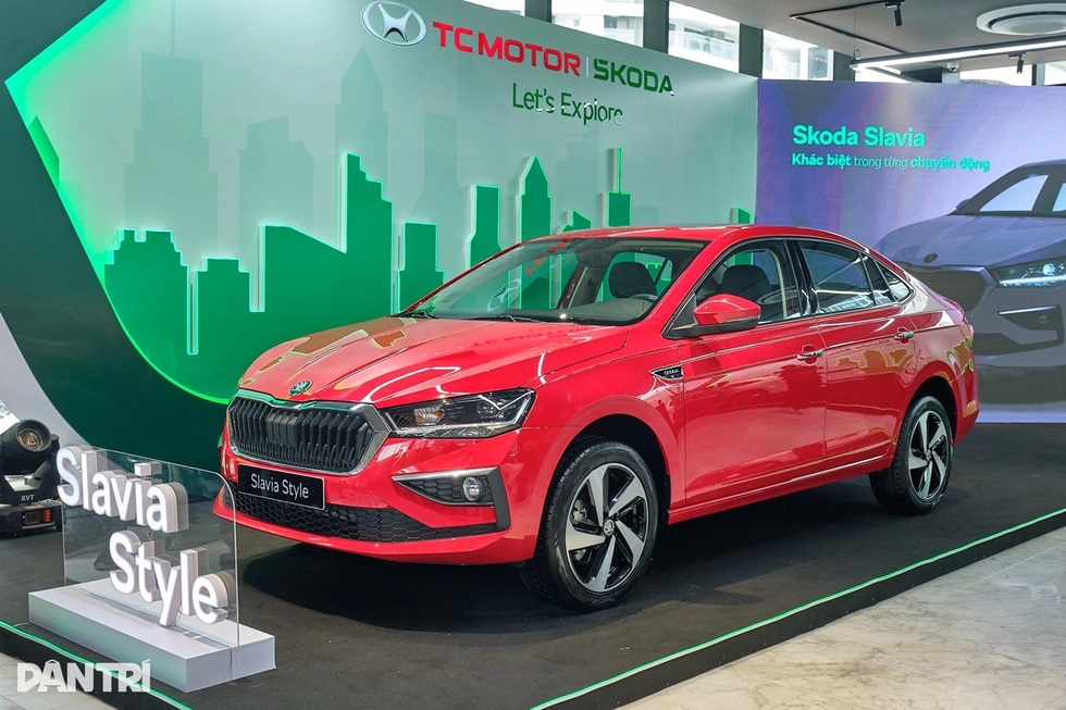 Loạt ô tô vừa ra mắt đã có ưu đãi, nhiều mẫu giảm gần trăm triệu - 8 Loạt ô tô vừa ra mắt đã có ưu đãi, nhiều mẫu giảm gần trăm triệu - 8