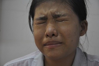 Không có tiền mổ tim, thiếu nữ 20 tuổi khóc ngất vì không muốn chết