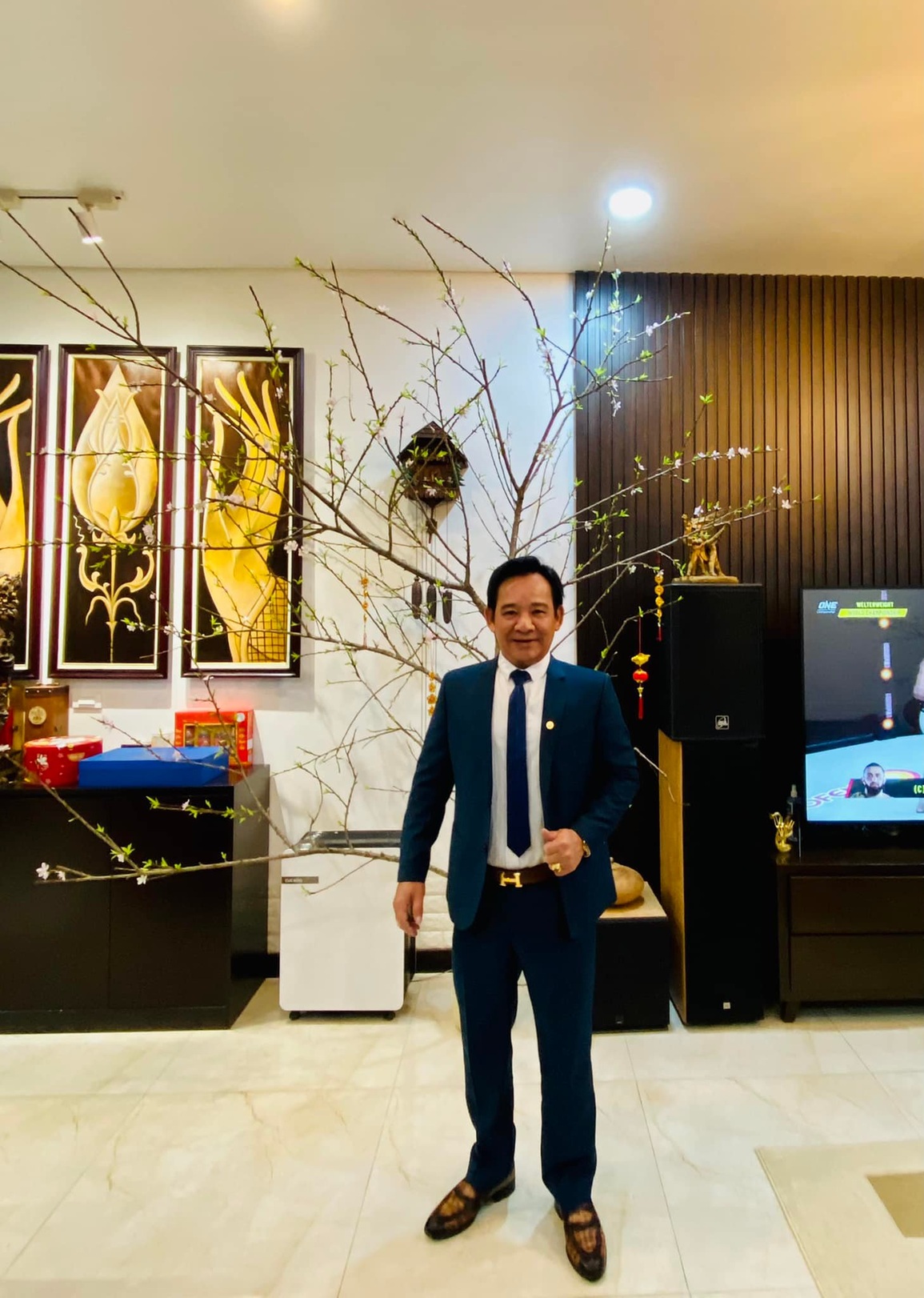 Quang Tèo: Giữa đêm bầu show ôm hòm tiền bỏ trốn, nghệ sĩ chúng tôi bơ vơ - 3 Quang Tèo: Giữa đêm bầu show ôm hòm tiền bỏ trốn, nghệ sĩ chúng tôi bơ vơ - 3