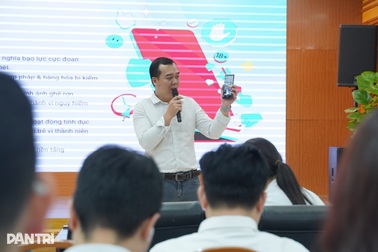 Báo Dân trí đào tạo truyền thông y tế trên TikTok cho y bác sĩ Bạch Mai