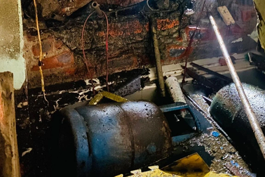 Nổ lớn ở quán ăn giữa Hà Nội, nhiều người bị thương