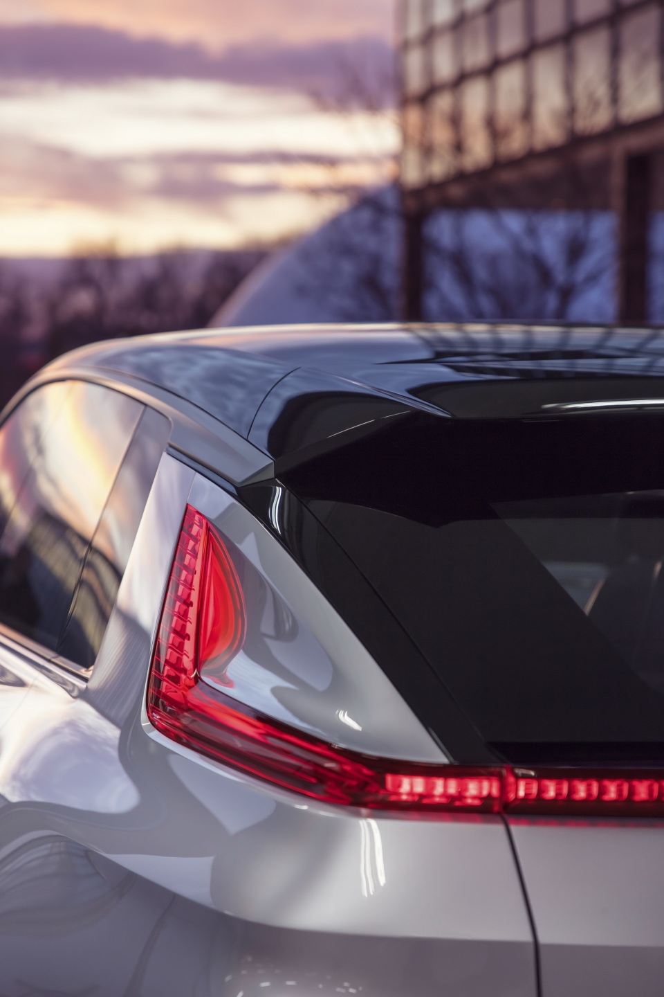 Cận cảnh tân binh Lyriq - Kỷ nguyên mới của Cadillac - 9 Cận cảnh tân binh Lyriq - Kỷ nguyên mới của Cadillac - 9