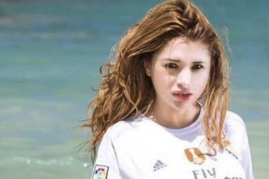 Nữ cổ động viên xinh đẹp và nóng bỏng nhất của Real Madrid
