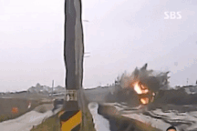 Tiêm kích F-16 Mỹ phát nổ khi lao đầu xuống đất ở Hàn Quốc