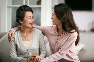 Con dâu nhà hàng xóm ly hôn nhưng mẹ chồng lại đến cảm ơn tôi