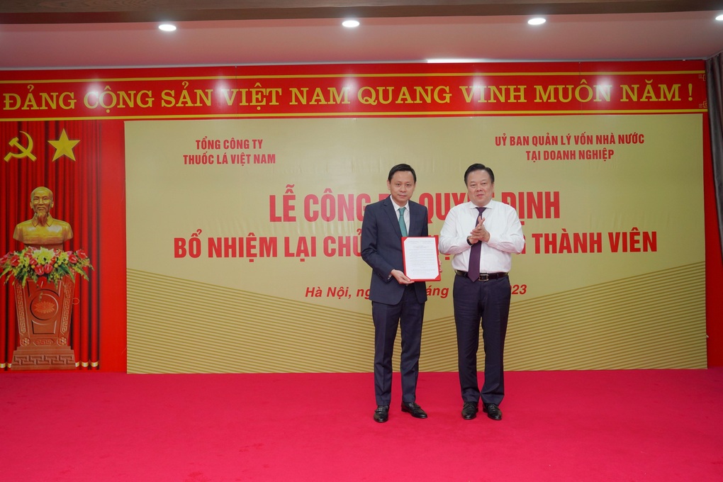 Ông Hồ Lê Nghĩa được bổ nhiệm lại làm Chủ tịch Hội đồng thành viên Vinataba - 1 Ông Hồ Lê Nghĩa được bổ nhiệm lại làm Chủ tịch Hội đồng thành viên Vinataba - 1